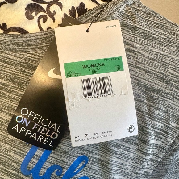 NIKE UCLA Bruins Sideline Velocity Legend Gray T-Shirt - Picture 5 of 8